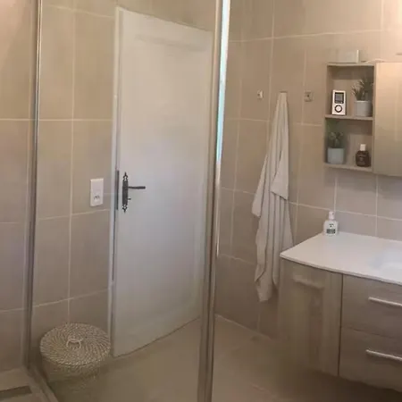 Jolie Maison Avec Vue - 8 Pers. - Fr-1-226b-264 *